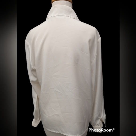 Grannycore Vintage 80s Marlis White Button Down Shirt - Picture 7 of 9